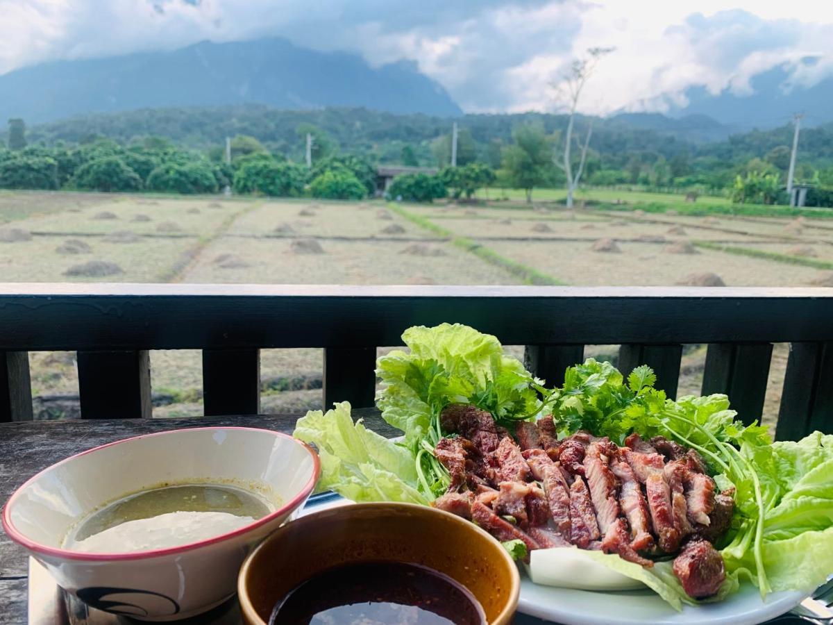 Krathom Doi Luang Hotell Chiang Dao Exteriör bild
