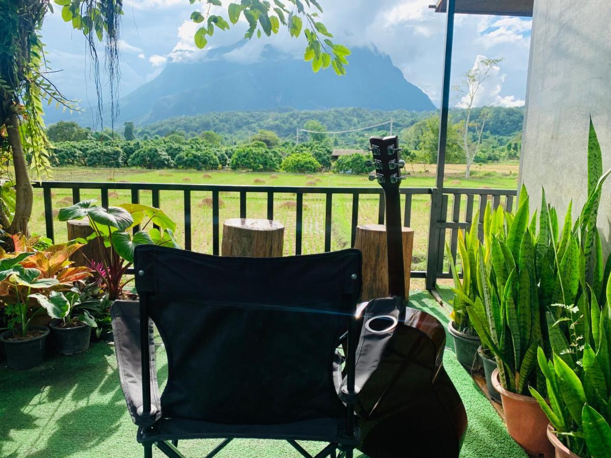 Krathom Doi Luang Hotell Chiang Dao Exteriör bild